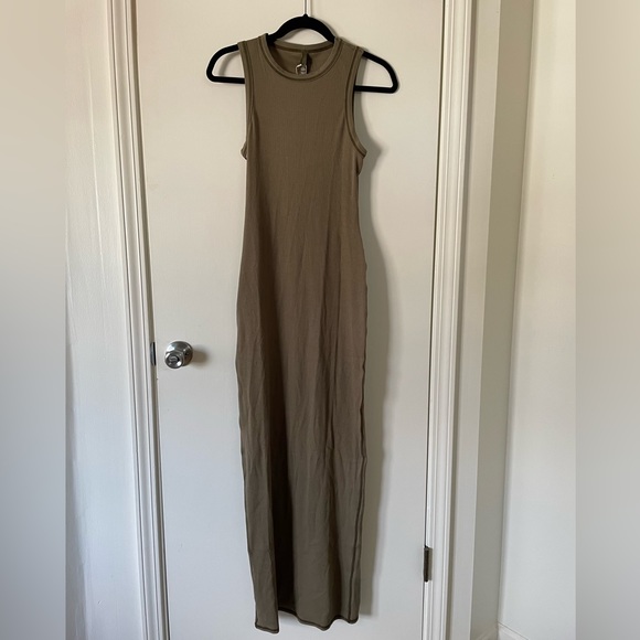 SKIMS Cotton Rib Sleeveless Long Dress - Picture 5 of 7